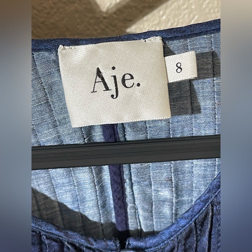 Sold  - Picture 4 of 7